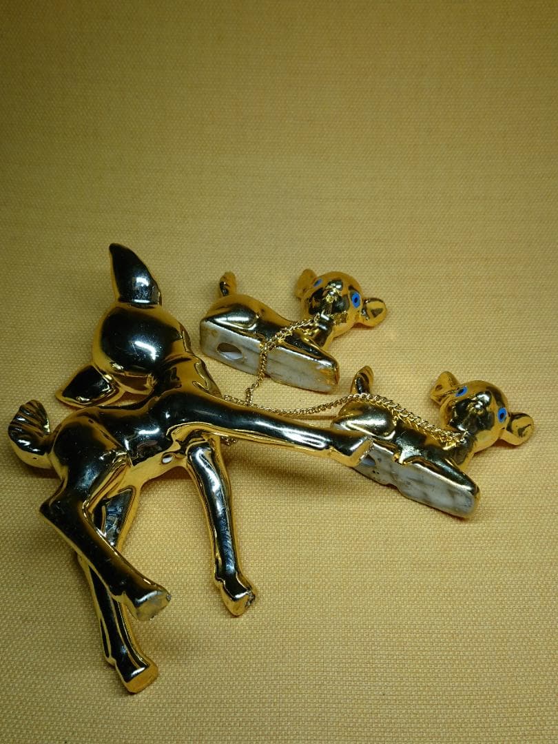 【美品】バンビ　シカ　鹿　陶器　置物　インテリア　工芸品　美術品　A2580