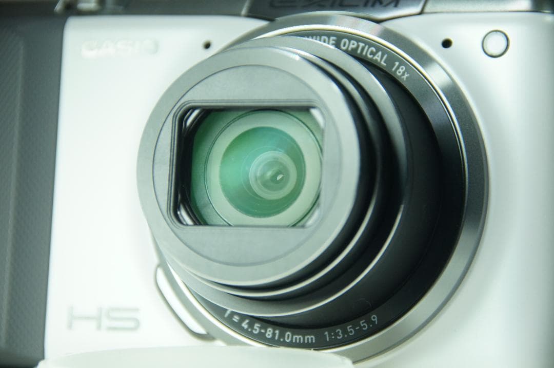 【極美品】 CASIO カシオ EXILIM EX-ZR700 デジタルカメラ