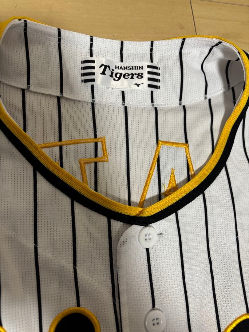 阪神タイガース 佐藤輝明 ユニフォーム xo