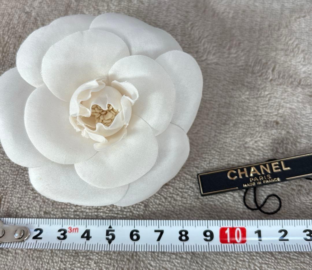 【稀少】【ヴィンテージ】CHANELカメリア ブローチ シャネルプレート付き
