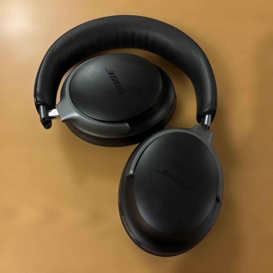 BOSE ワイヤレスヘッドホン ハードケース付き