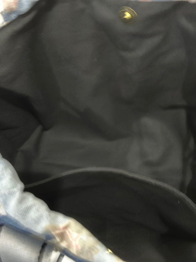 新品デニムジーンズ花柄のバック３点セット　お得品