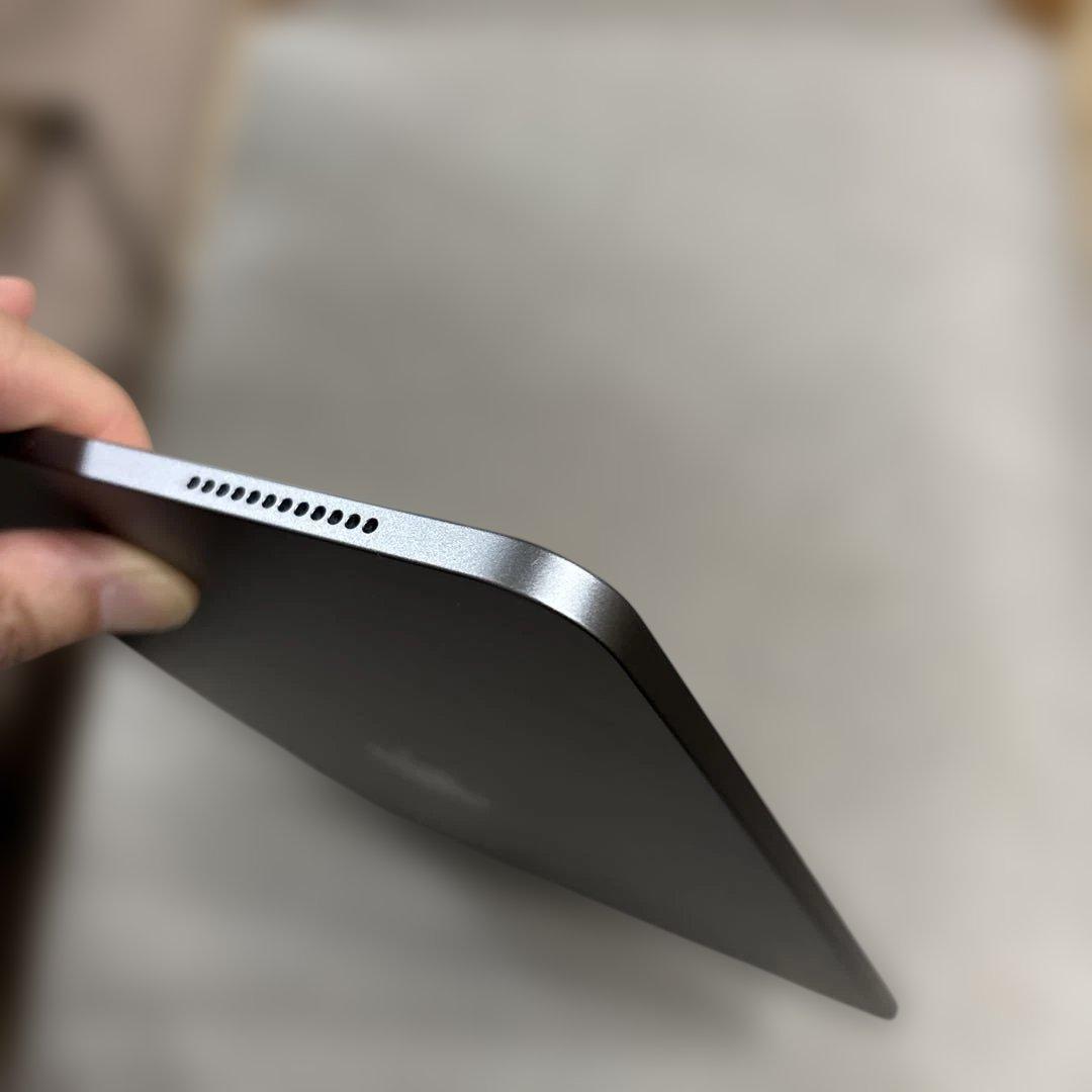 iPad Air 第4世代 スペースグレー WiFiモデル 64GB