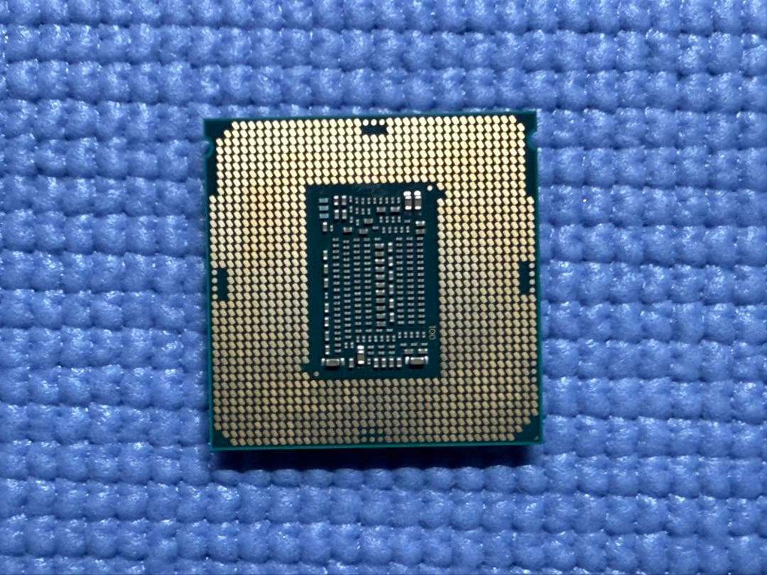 Intel Core i7-8700 【動作未確認】
