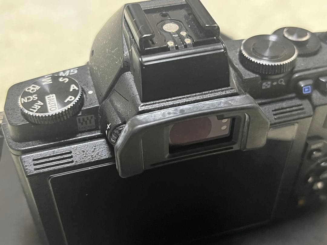 ジャンク オリンパス E-M5 ボディ 故障品