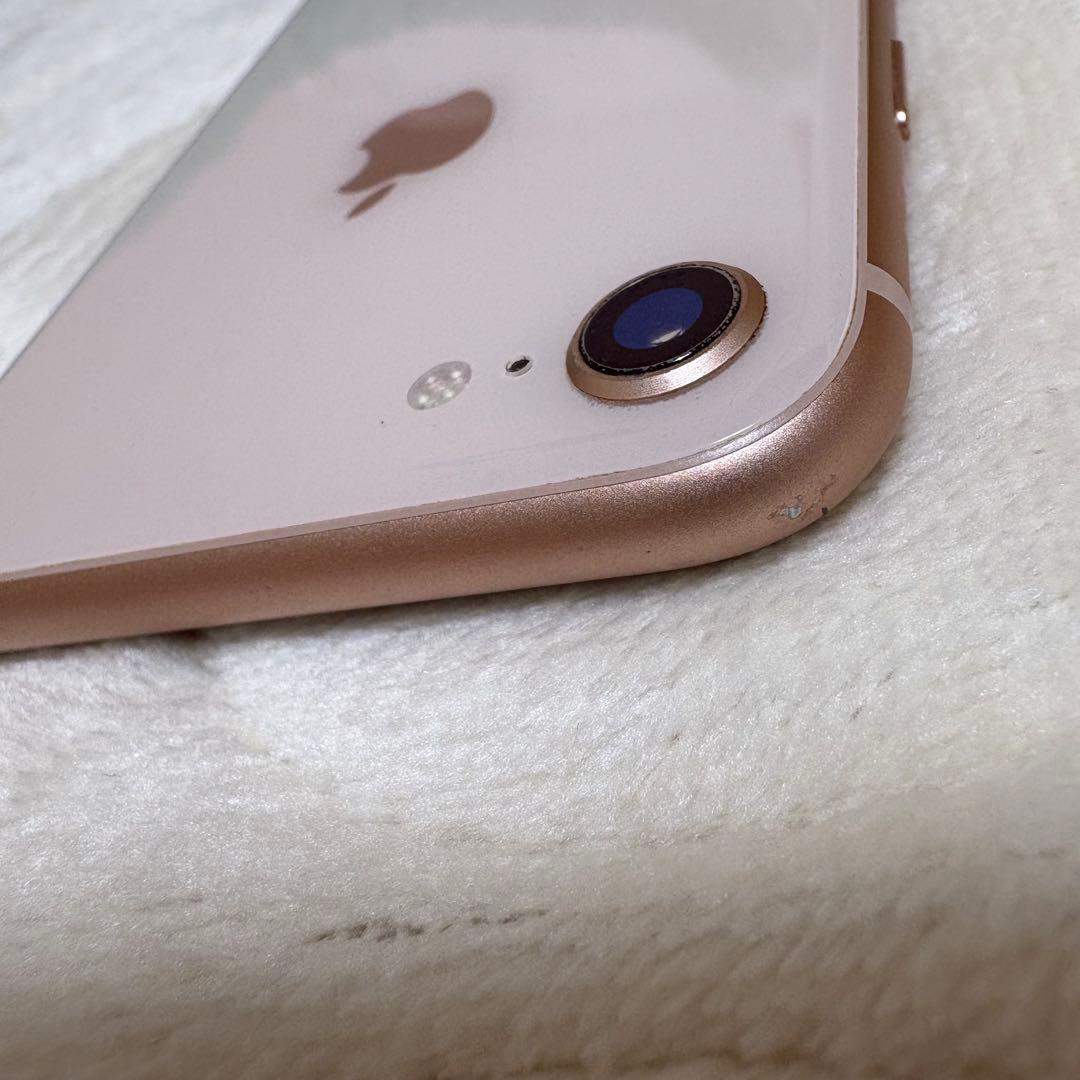 iPhone 8 Gold 64 GB SIMフリー(au)中古品