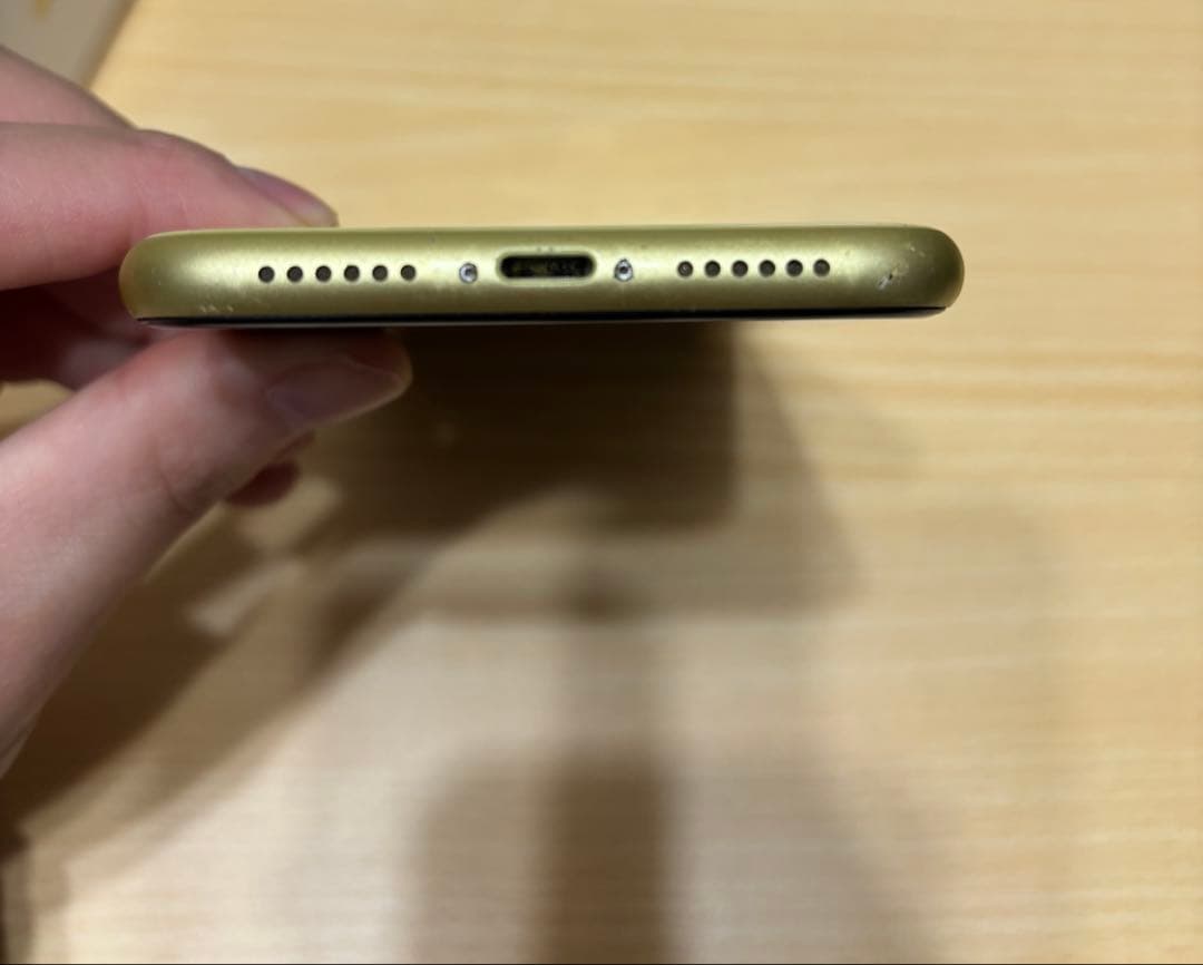 Apple iPhone 11 イエロー 本体 64gb