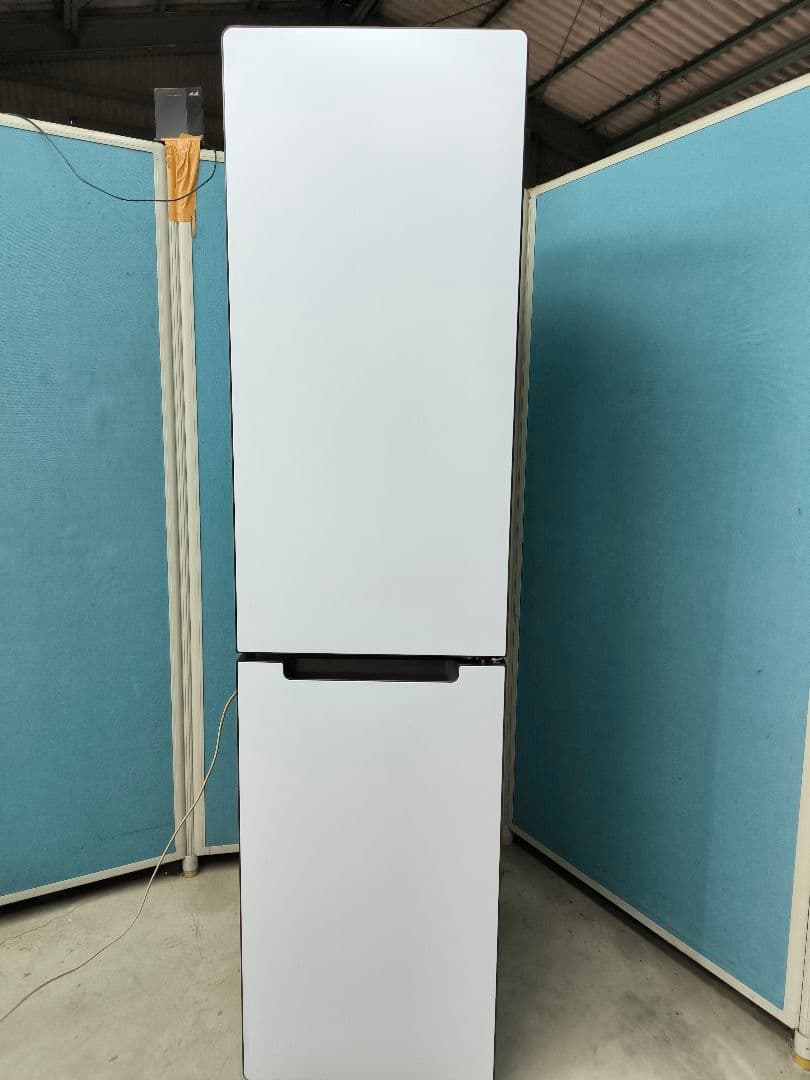 2023年製　Haierスリム冷蔵庫 (フリーモ) 208L JR-SX21A