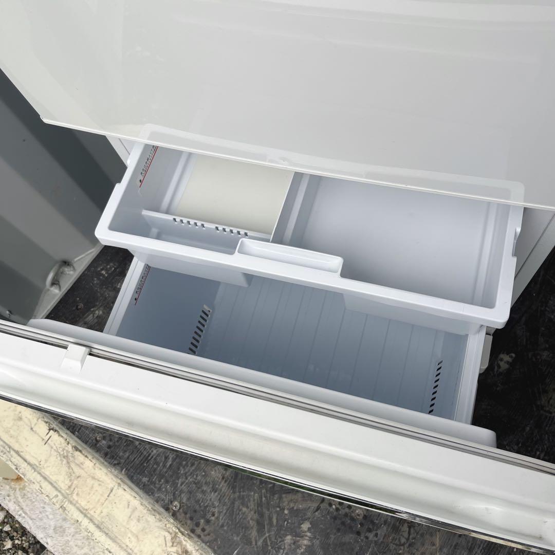 141取付無料！三菱自動製氷機搭載！高性能おしゃれホワイト3ドア冷蔵庫！洗濯機