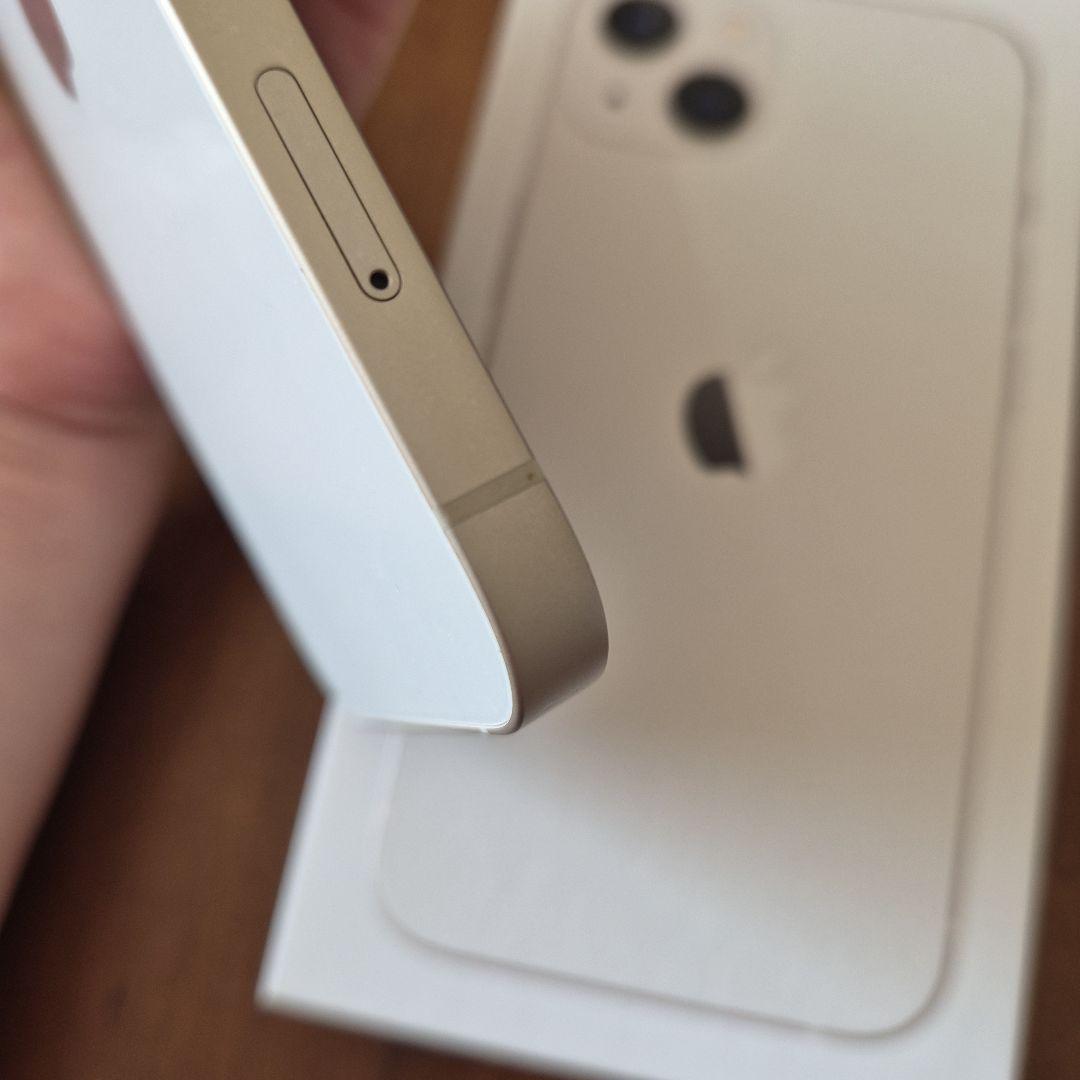 Apple iPhone 13 白 本体