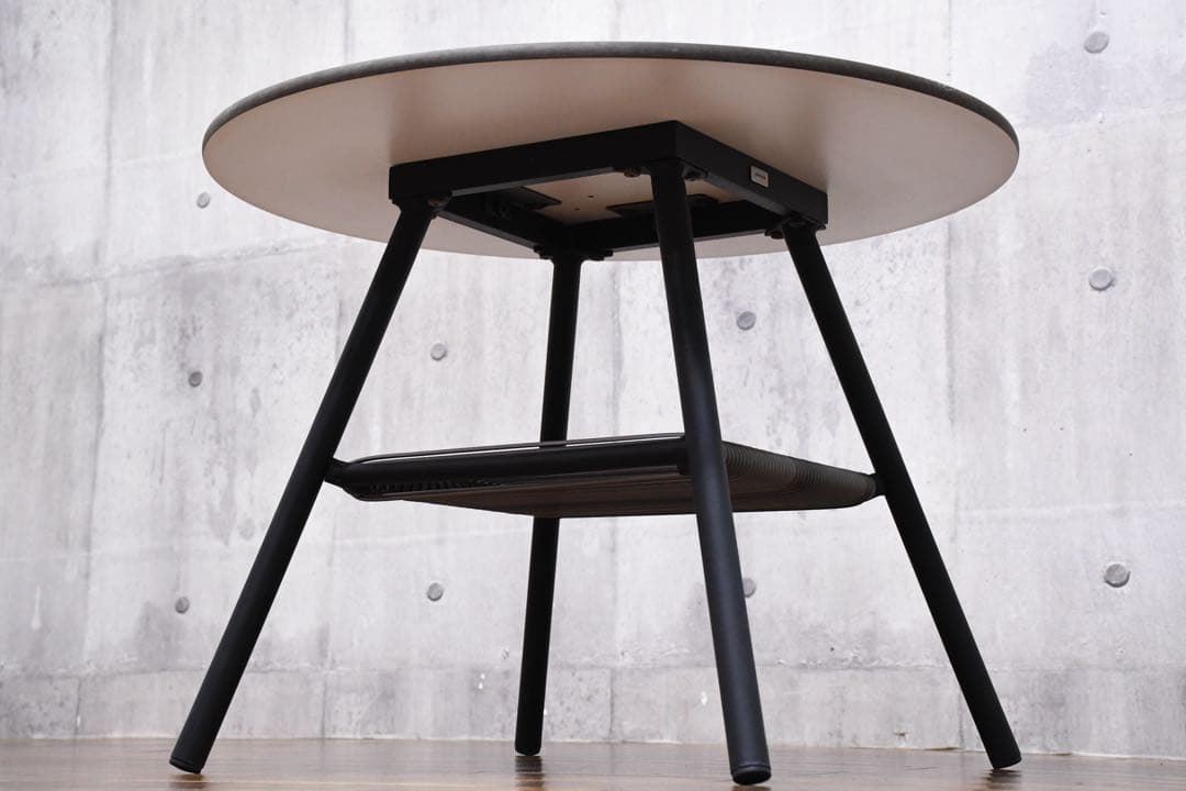 EGC76 ボーコンセプト Elba エルバ ガーデンテーブル 室内/屋外兼用