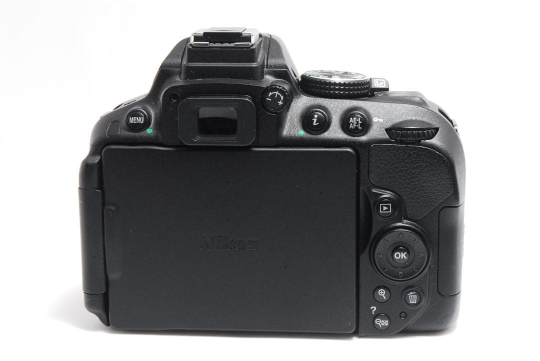 Nikon D5300 18-55 VR Wi-Fi搭載✨すぐ使えるセット