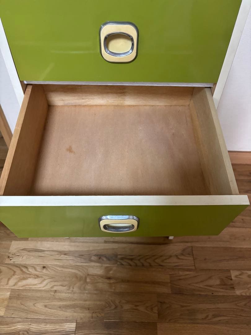 昭和　レトロポップ　５段タンス　チェスト