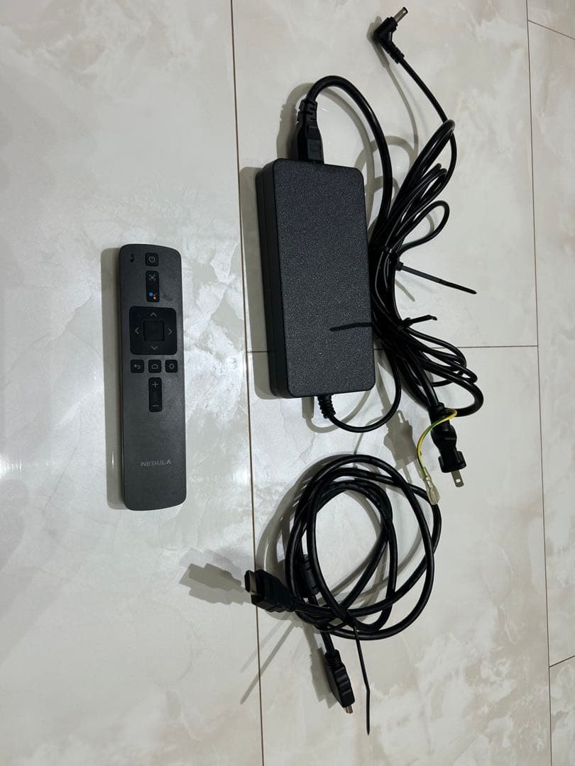 プロジェクター Anker NEBULA Cosmos