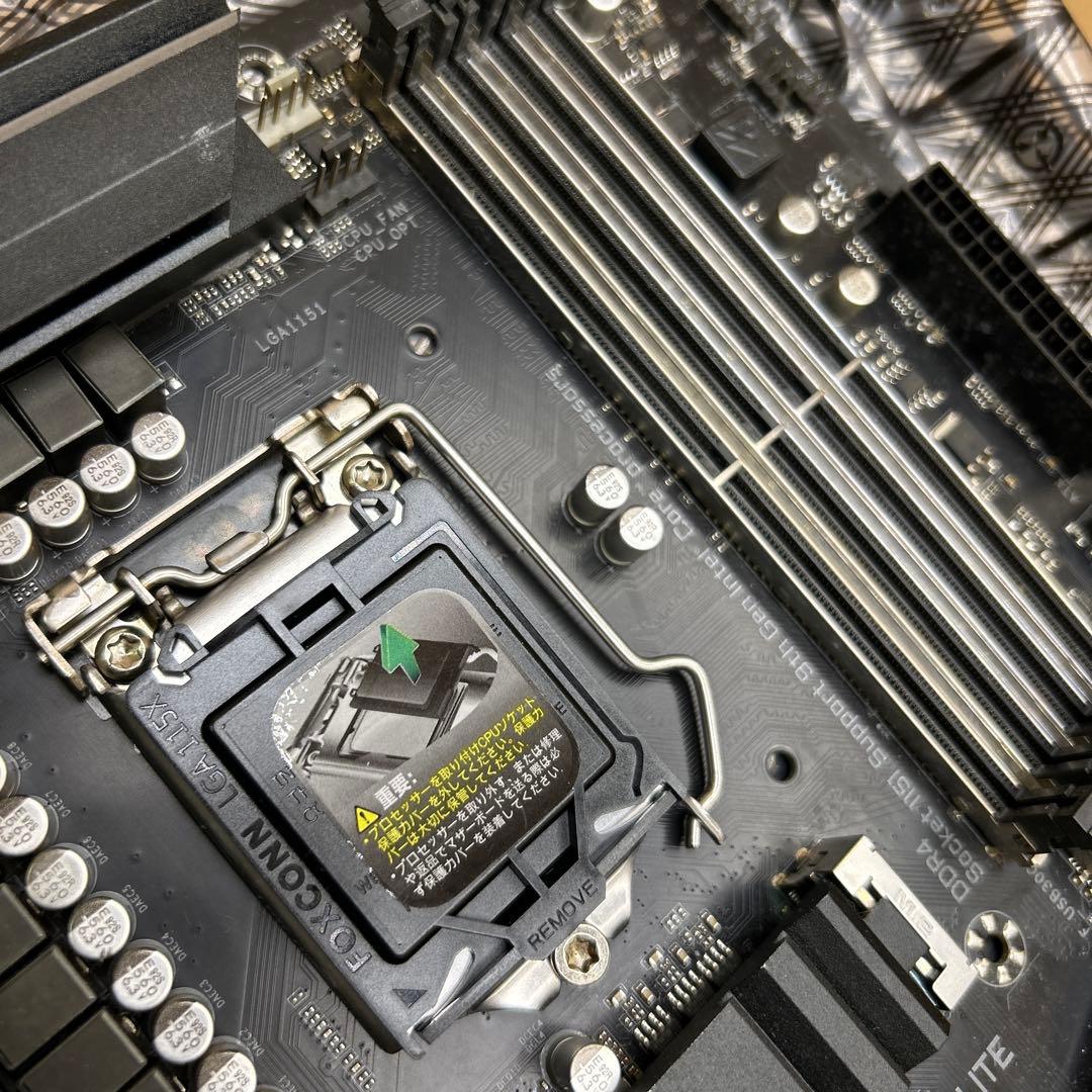 GIGABYTE Z390 AORUS ELITE ゲーミングマザーボード