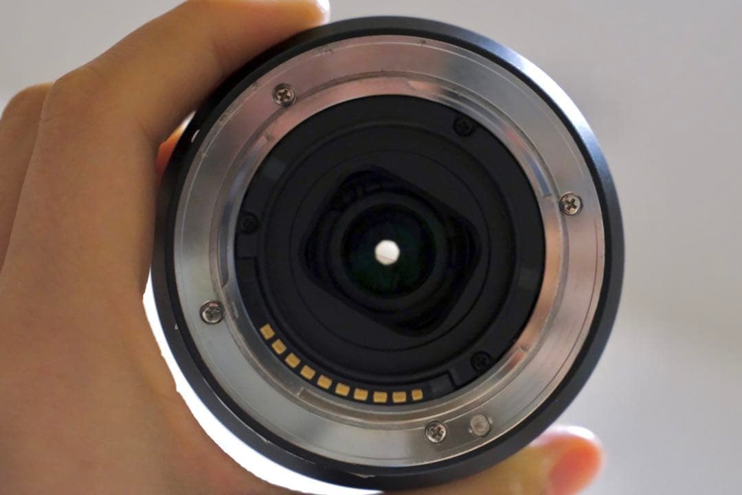 【値下げ可】SONYズームレンズ 18-105mm F4 （くもり1箇所あり）