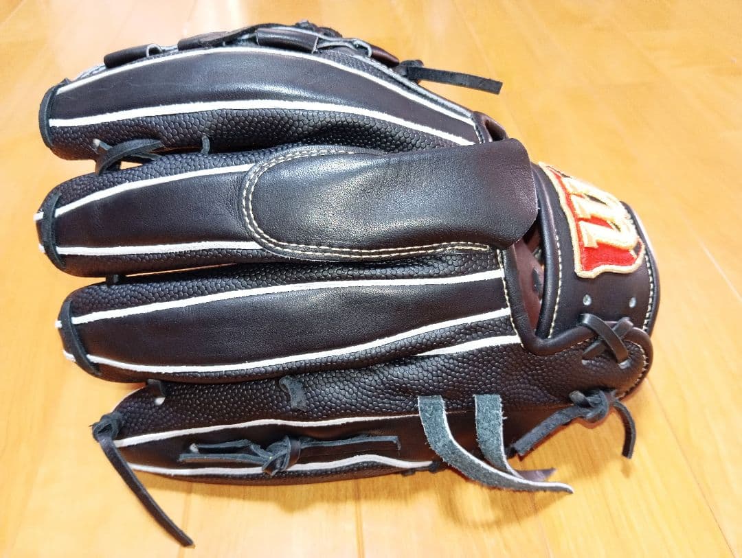 Wilson ウィルソン　軟式　投手　小指２本入れ