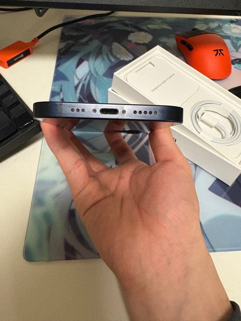 Apple iPhone 12 ブラック 本体