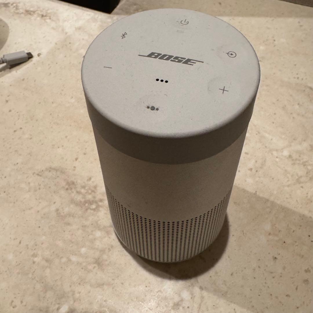Bose SoundLink Revolve ワイヤレススピーカー（充電器付き）