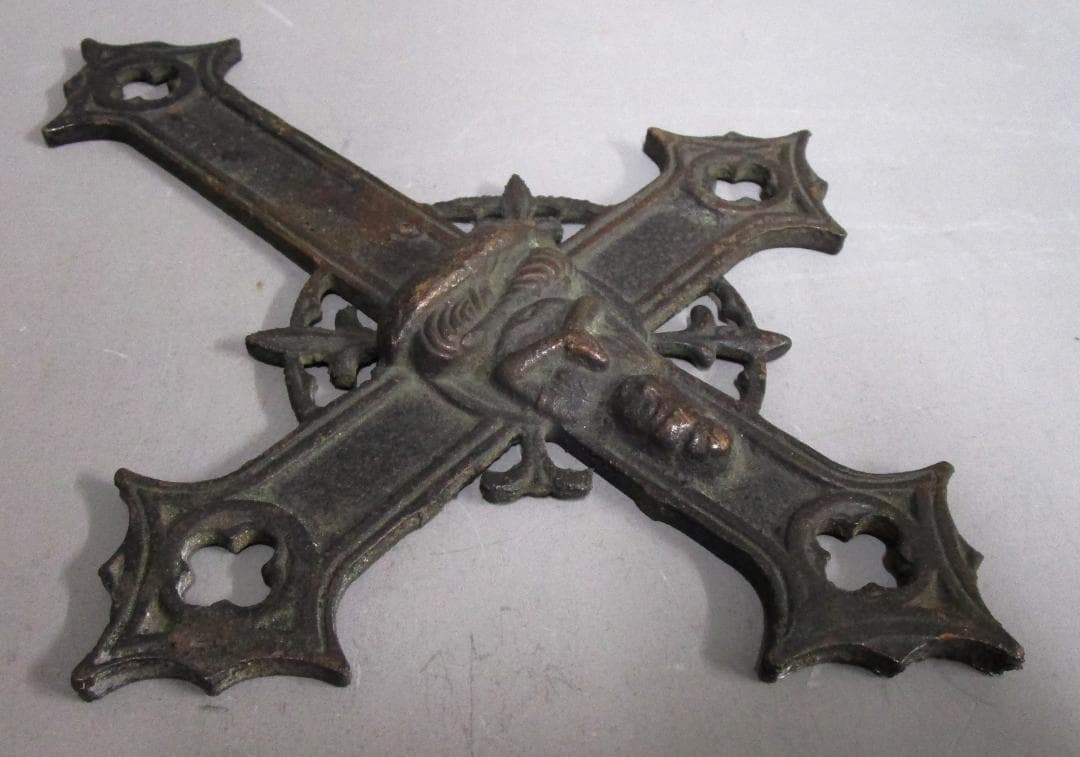 隠れキリシタン　クロス仏坐像　十字架壁掛け