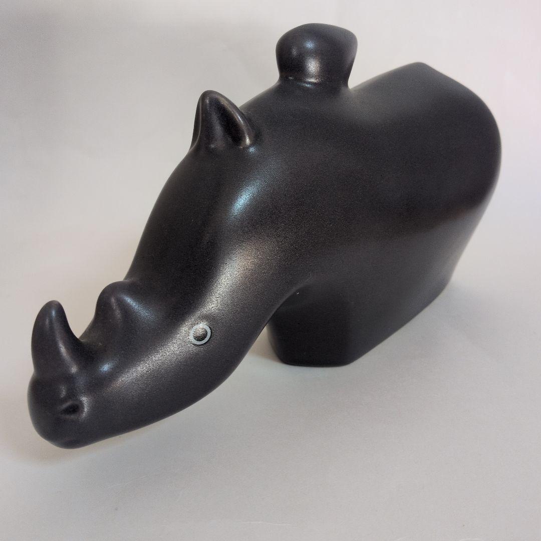 アラビア社　ハワードスミス　サイの置物