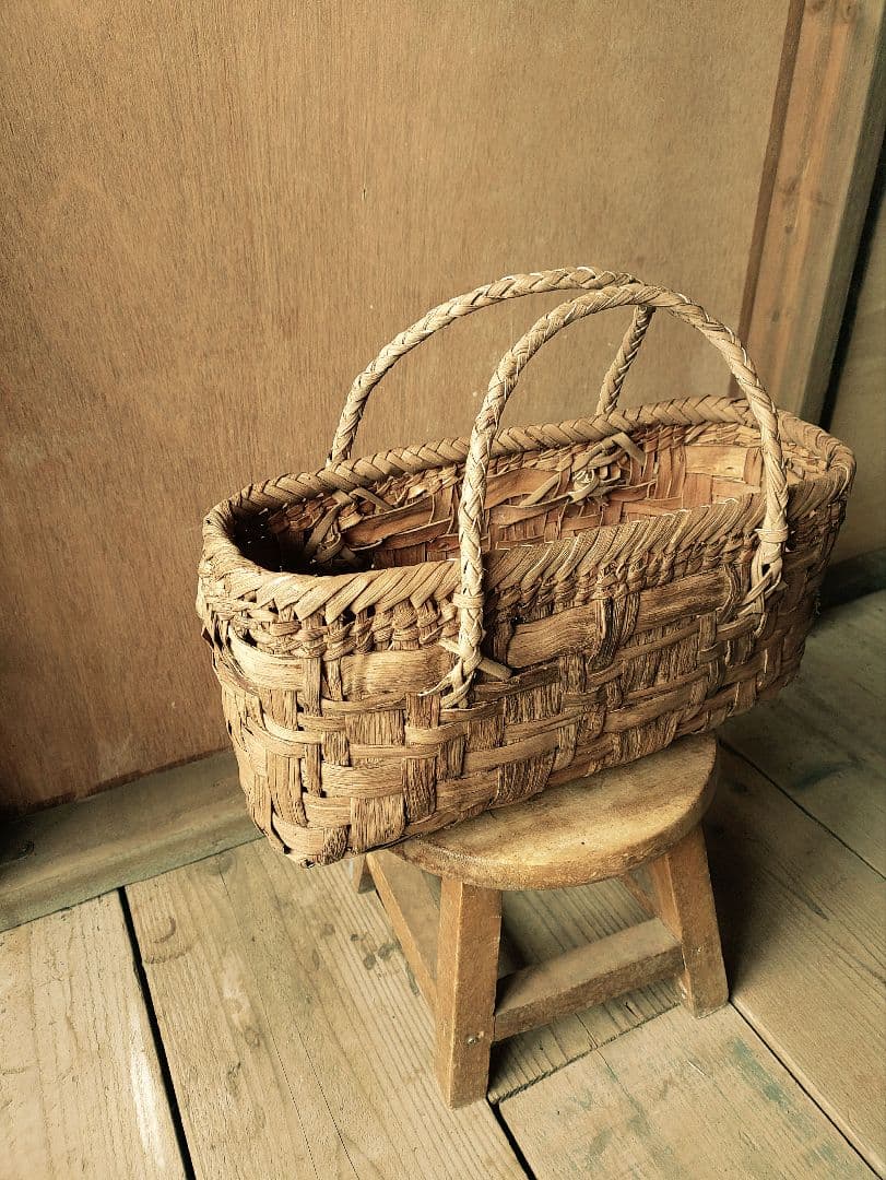 白*藤様 信州安曇野の山葡萄かごバック。里山手仕事。