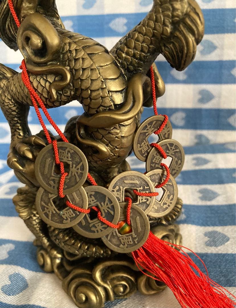 風水 開運 玉を捧げる龍 金属製 迫力ある重量感 財力強運を引き寄せる置物