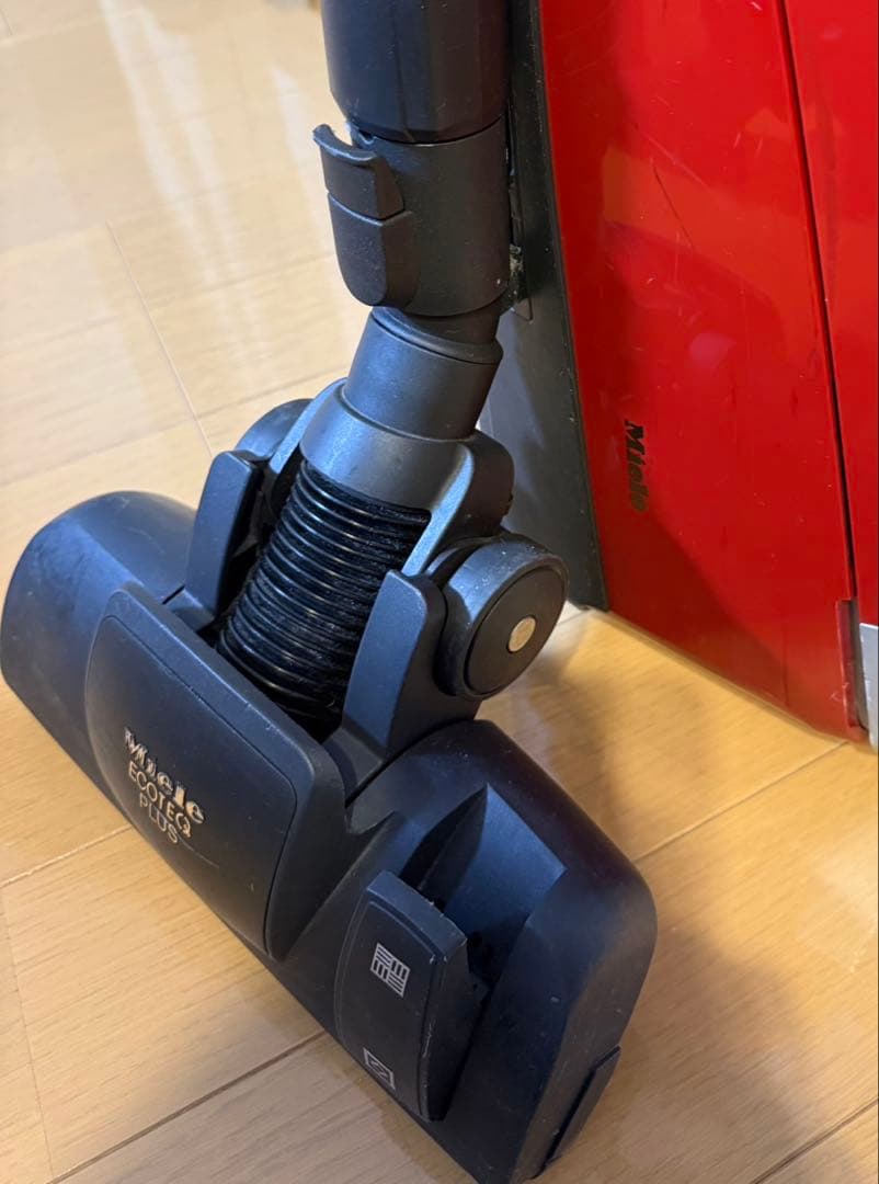 Miele Compact C2 掃除機本体・純正ダストバック6枚・取説付き