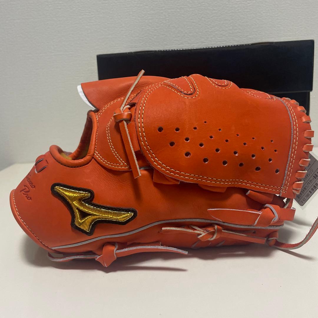 ミズノプロ　硬式用　投手用　グローブ　グラブ　定価62,700円　高校野球対応