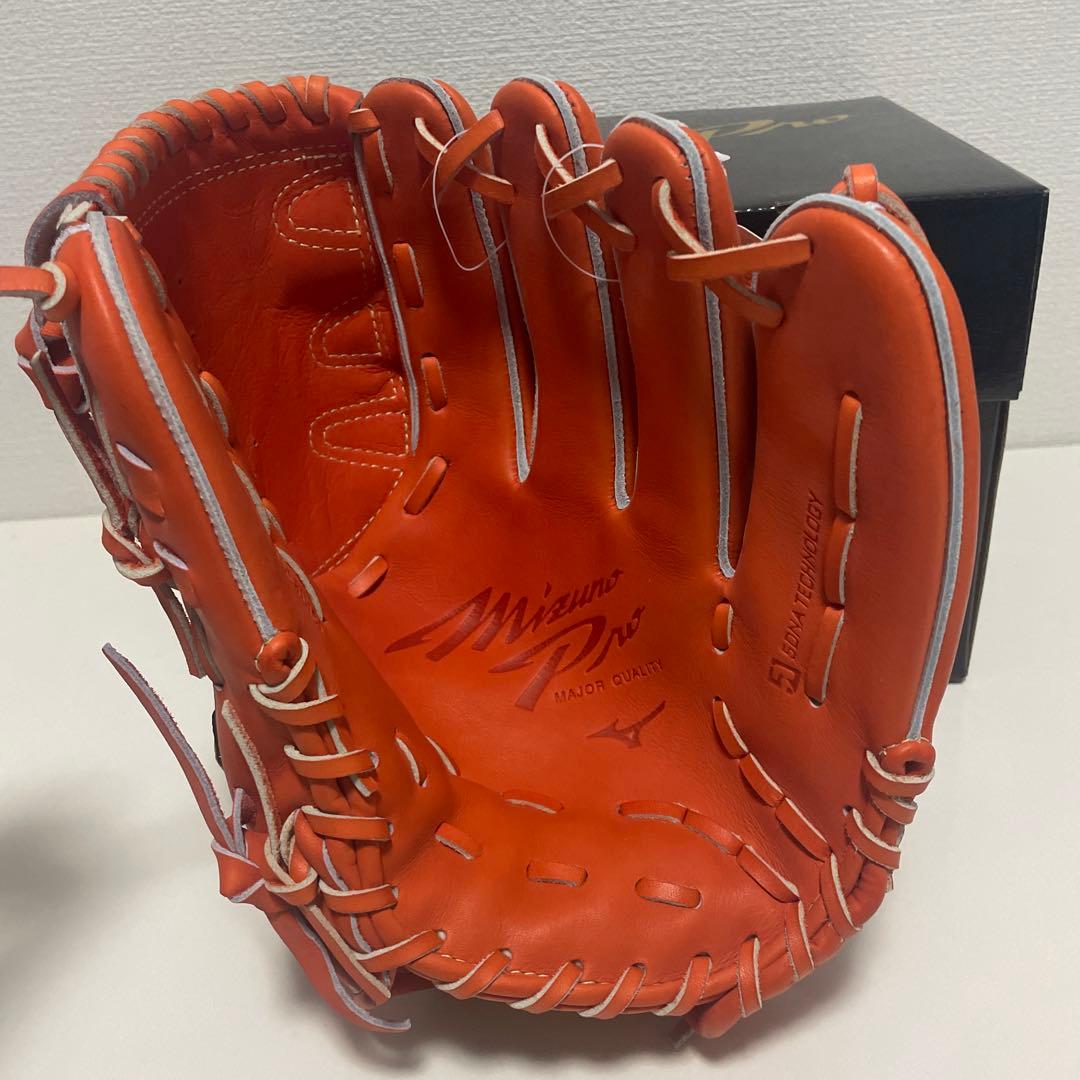 ミズノプロ　硬式用　投手用　グローブ　グラブ　定価62,700円　高校野球対応
