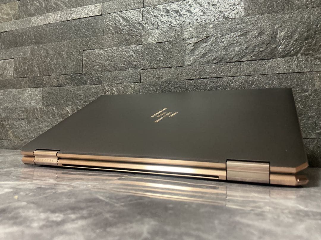 美品 HP SPECTRE corei7メモリ16GB NVMeSSD256GB
