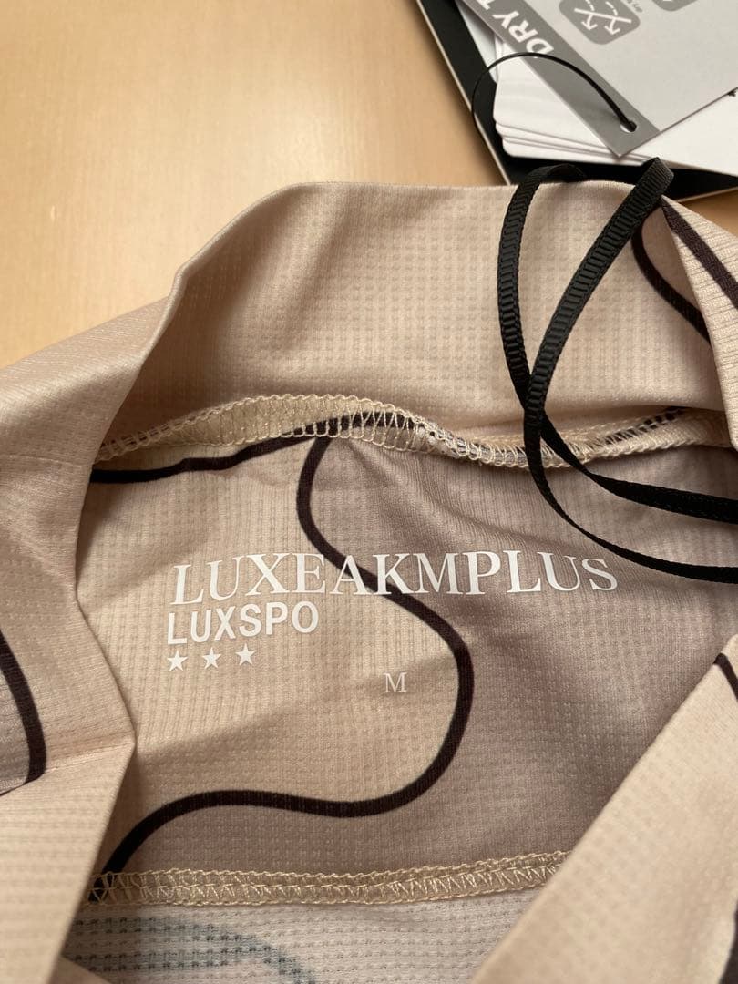 ゴルフウェア　リュクスエイケイエムプラス　セットアップ　M