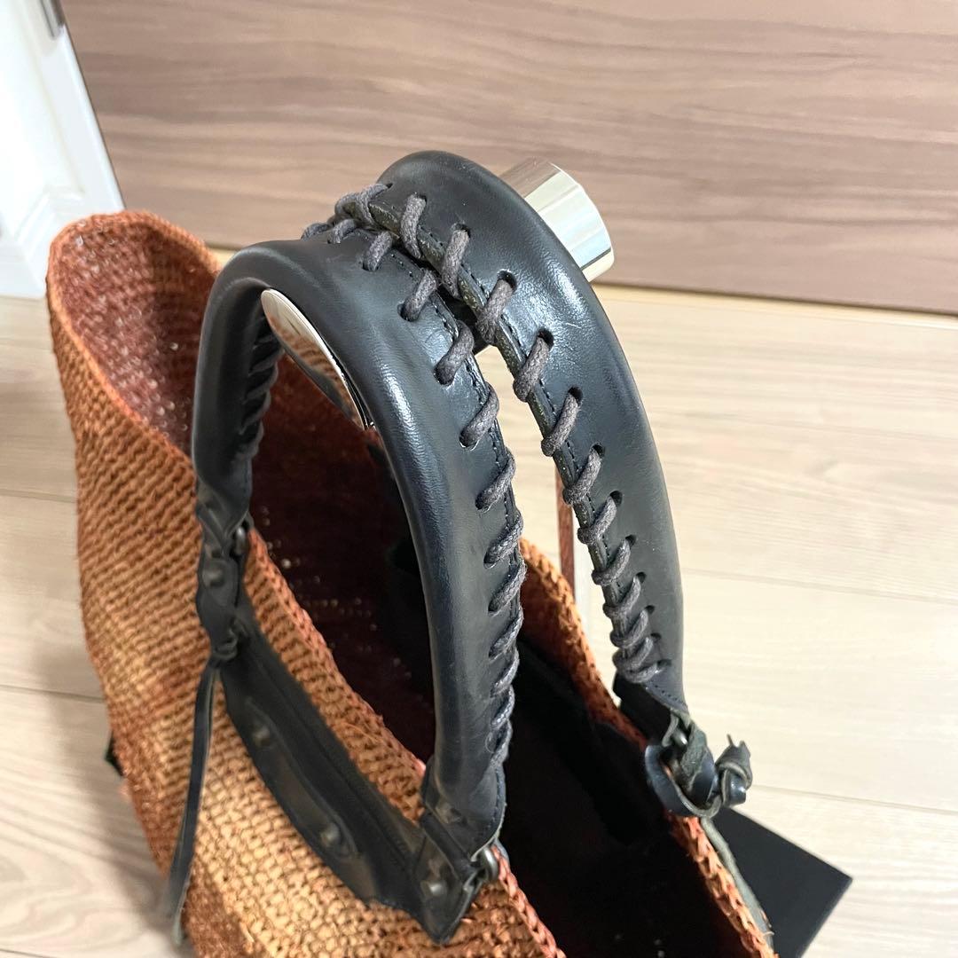 バレンシアガ　カゴバッグ　トートバッグ　ラフィア　シティ　ミラー　編み込み