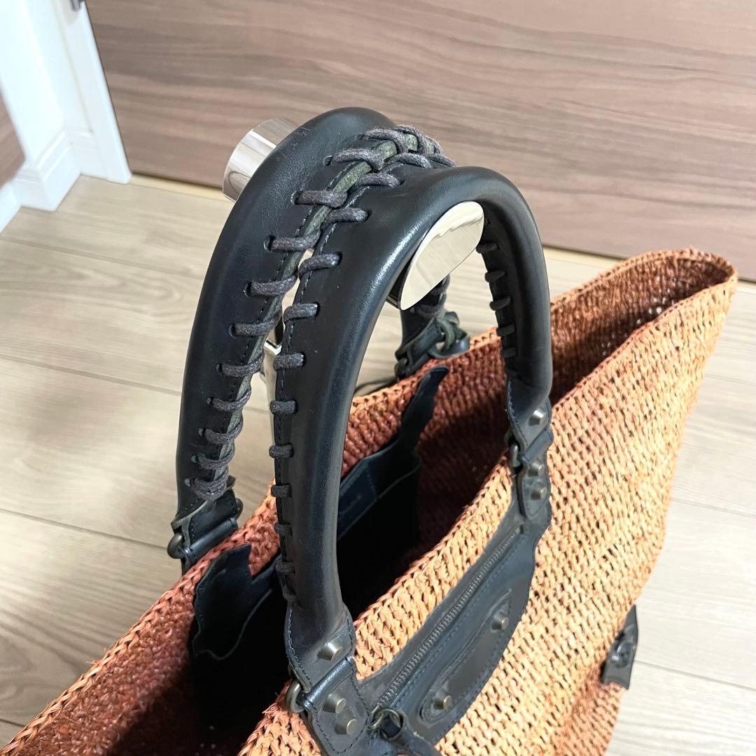 バレンシアガ　カゴバッグ　トートバッグ　ラフィア　シティ　ミラー　編み込み