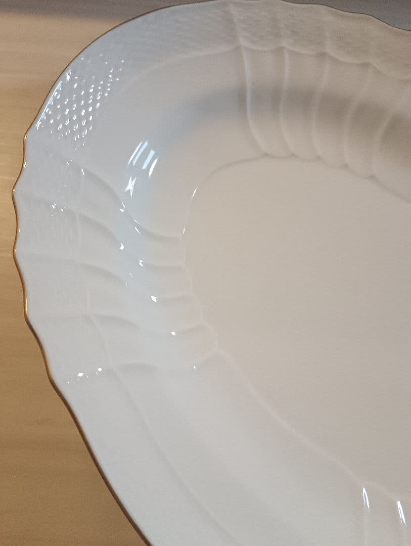 Richard Ginori ベッキオホワイト金縁プラダ