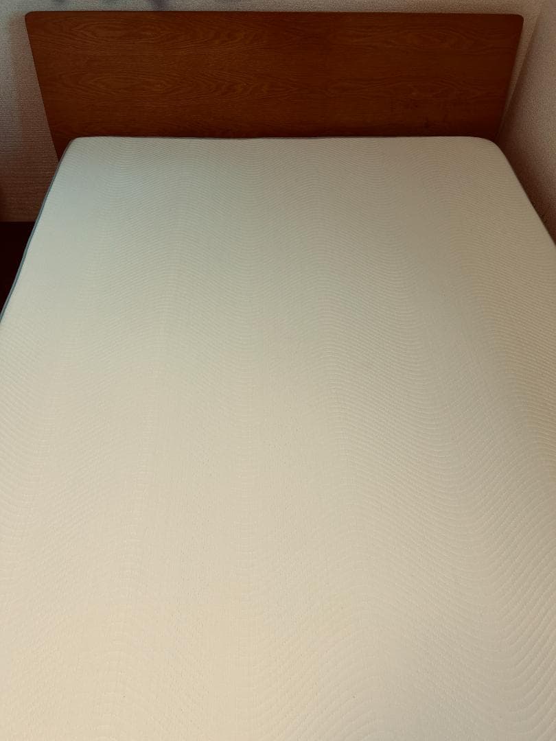 無印良品ベッドフレーム＋コアラマットレス（ダブルベッド）