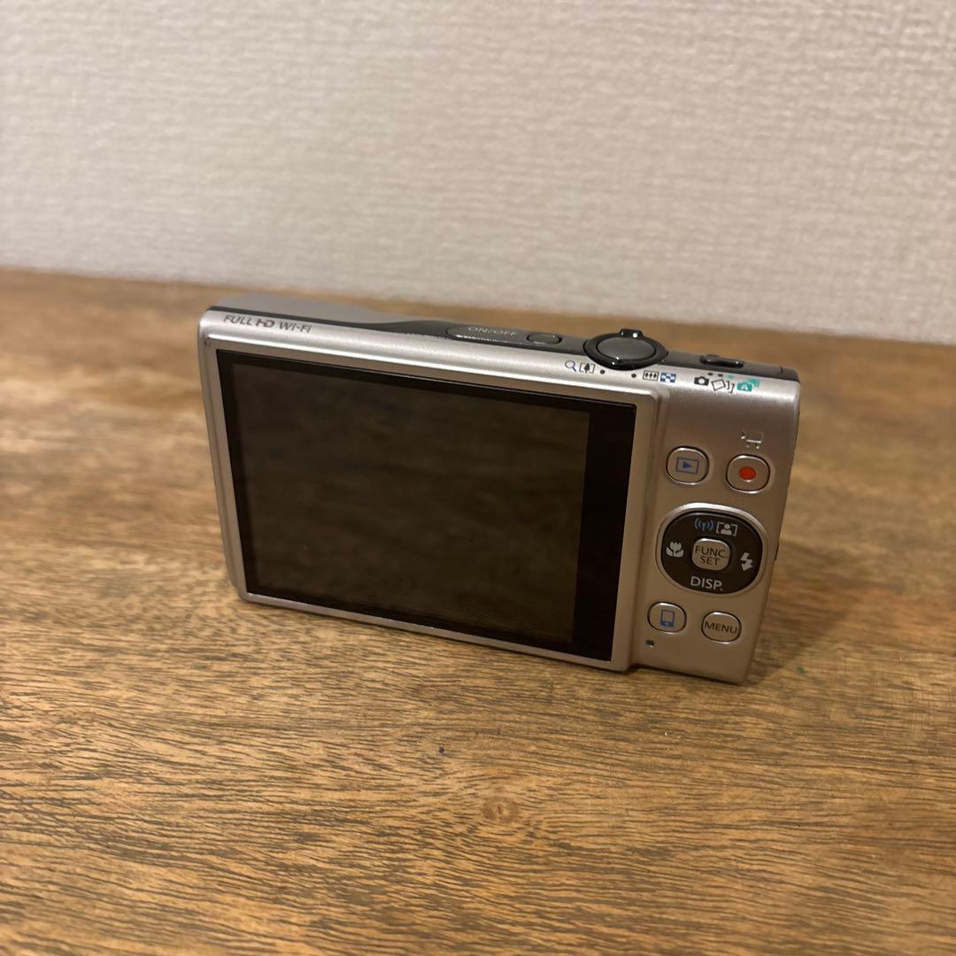 【限定値下げ】Canon デジタルカメラ　IXY640 シルバー　※充電器なし