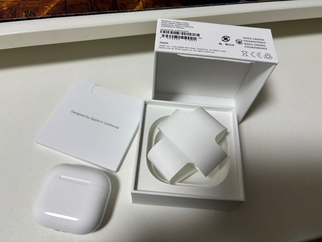 イヤホン AirPods 4