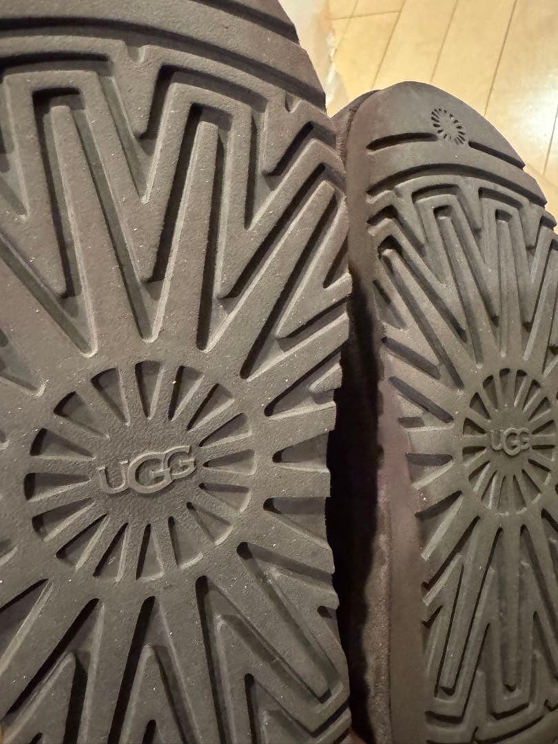 ugg タズリータ　24