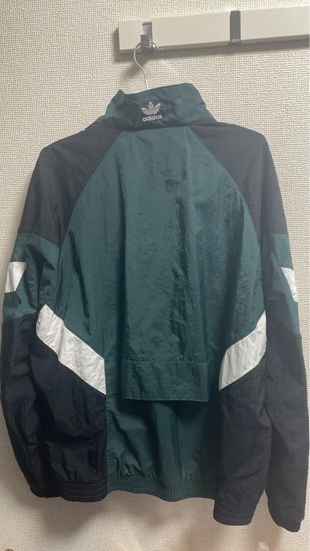 adidas 常田大希さん着用類似品　トラックジャケット