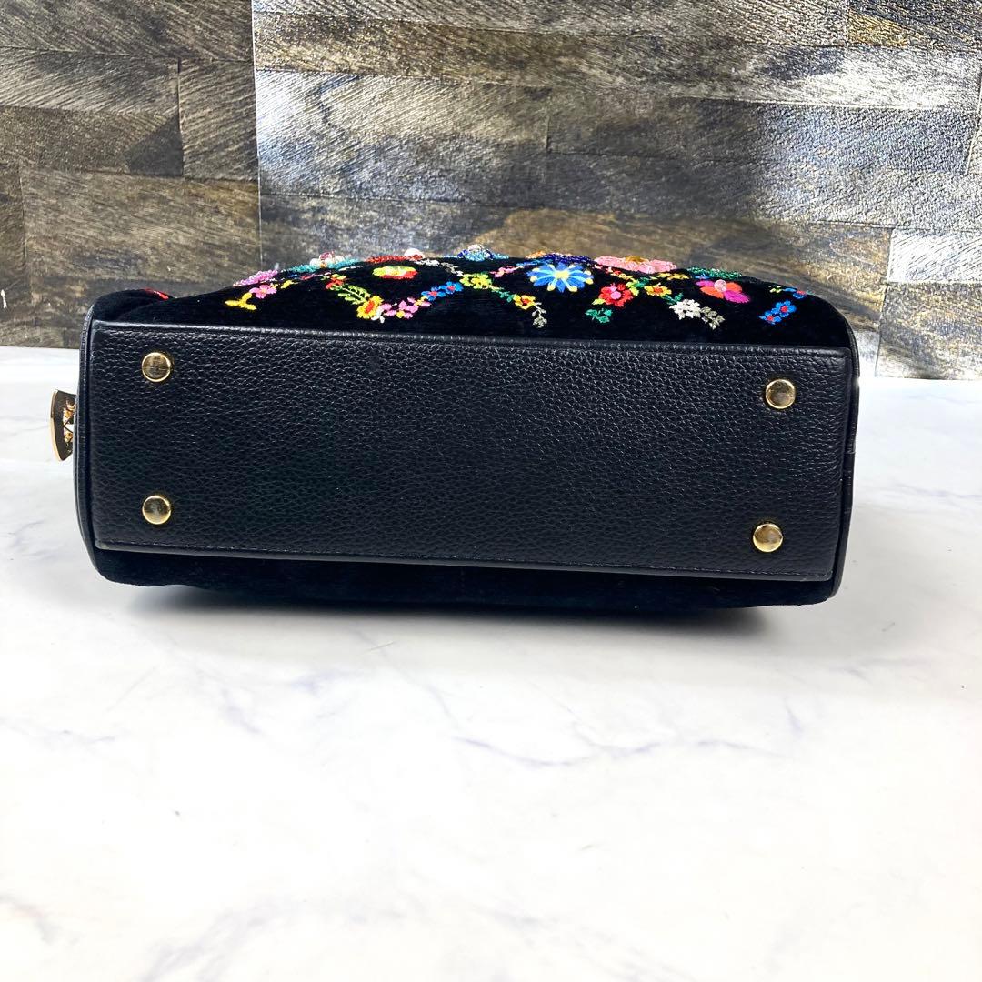 極美品 シンクビー ハンドバッグ ビーズ 花 ベロア 黒 レザー