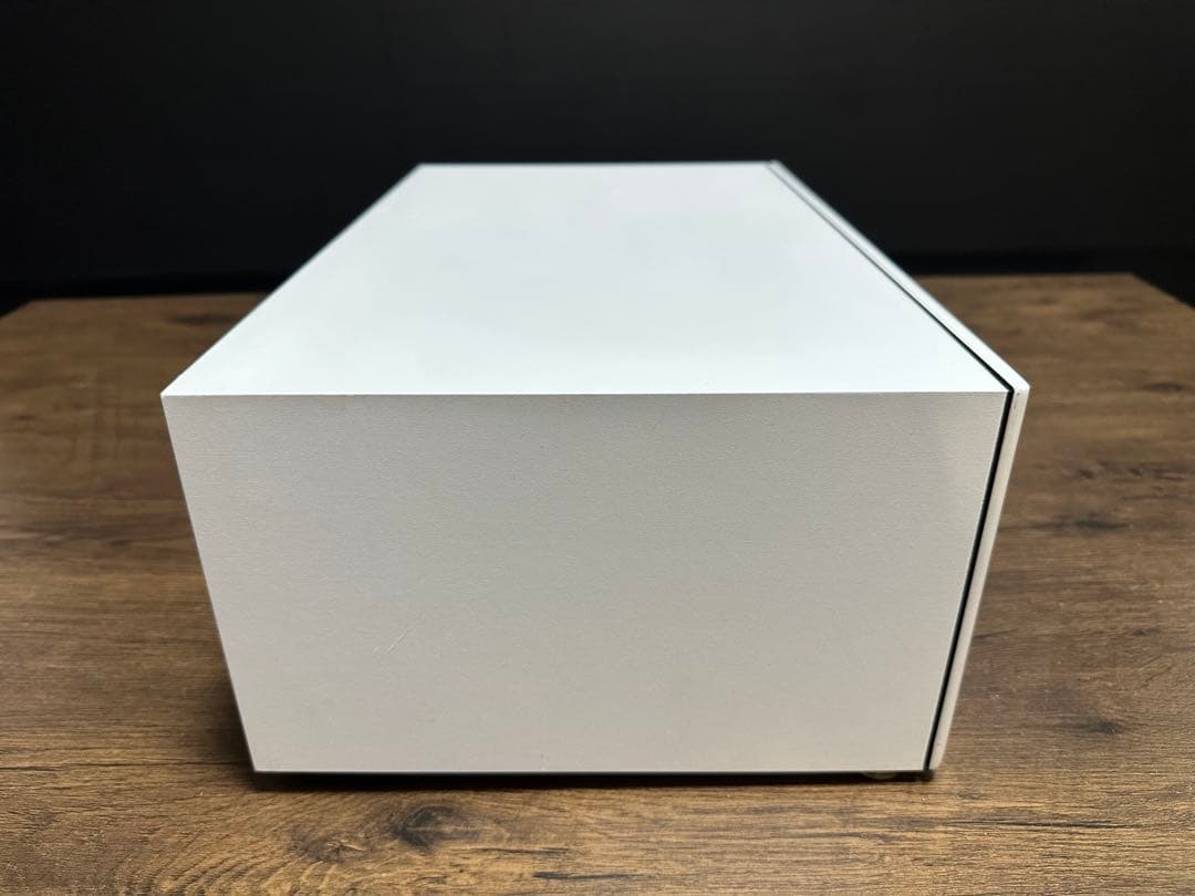 美品　DALI センタースピーカー ZENSOR VOKAL ホワイト