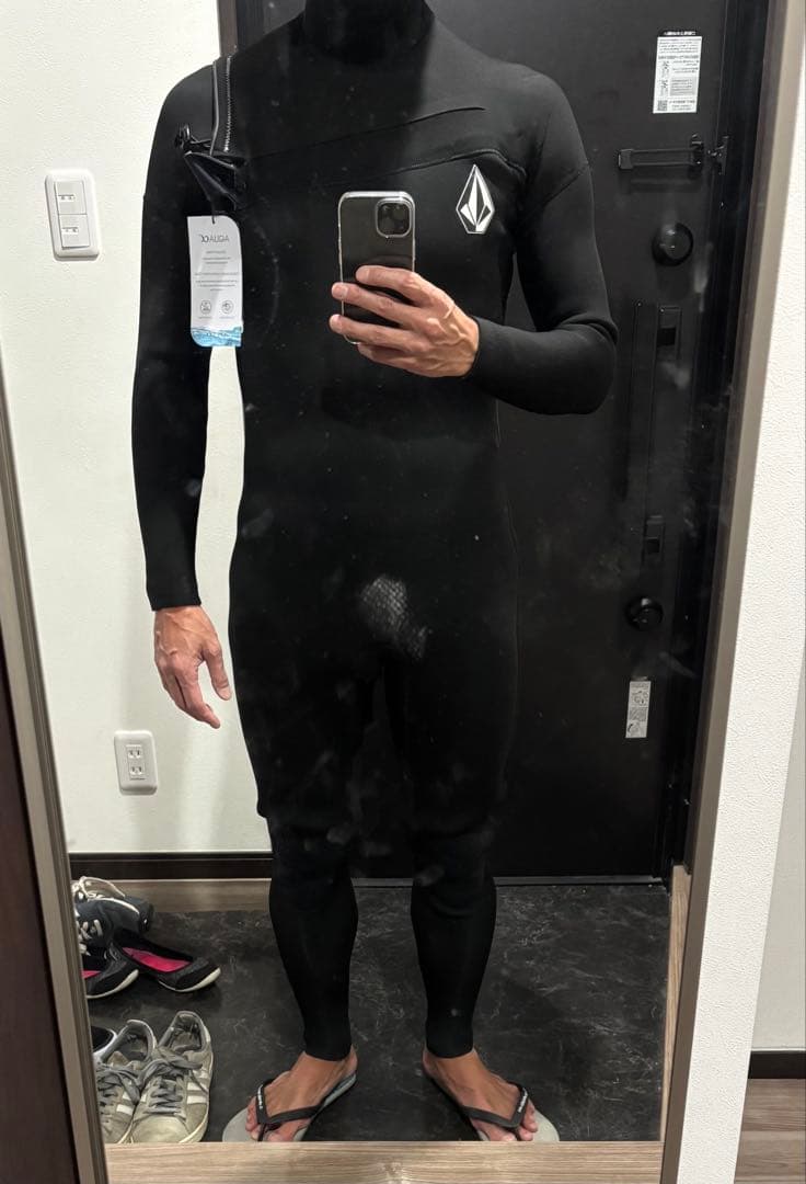 新品VOLCOM ボルコム セミドライ 5ミリフード 真冬ウェットスーツメンズL