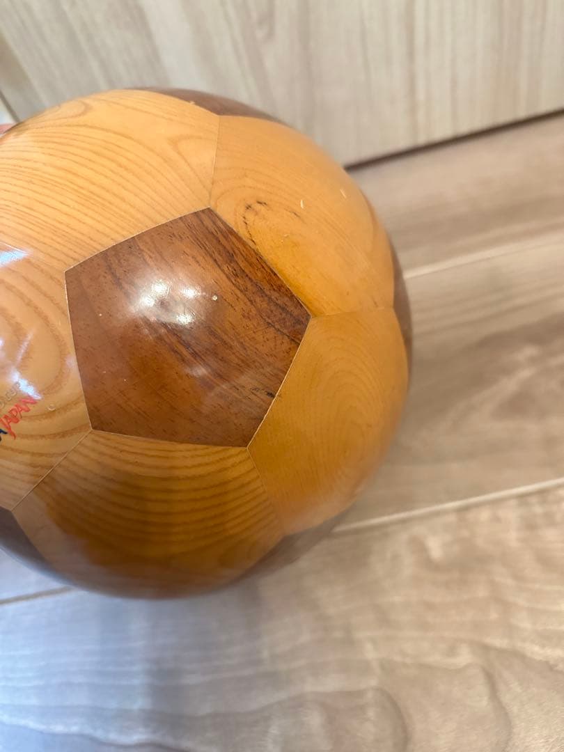 希少FIFA2002年日韓ワールドカップ木製サッカーボールmolten/5号