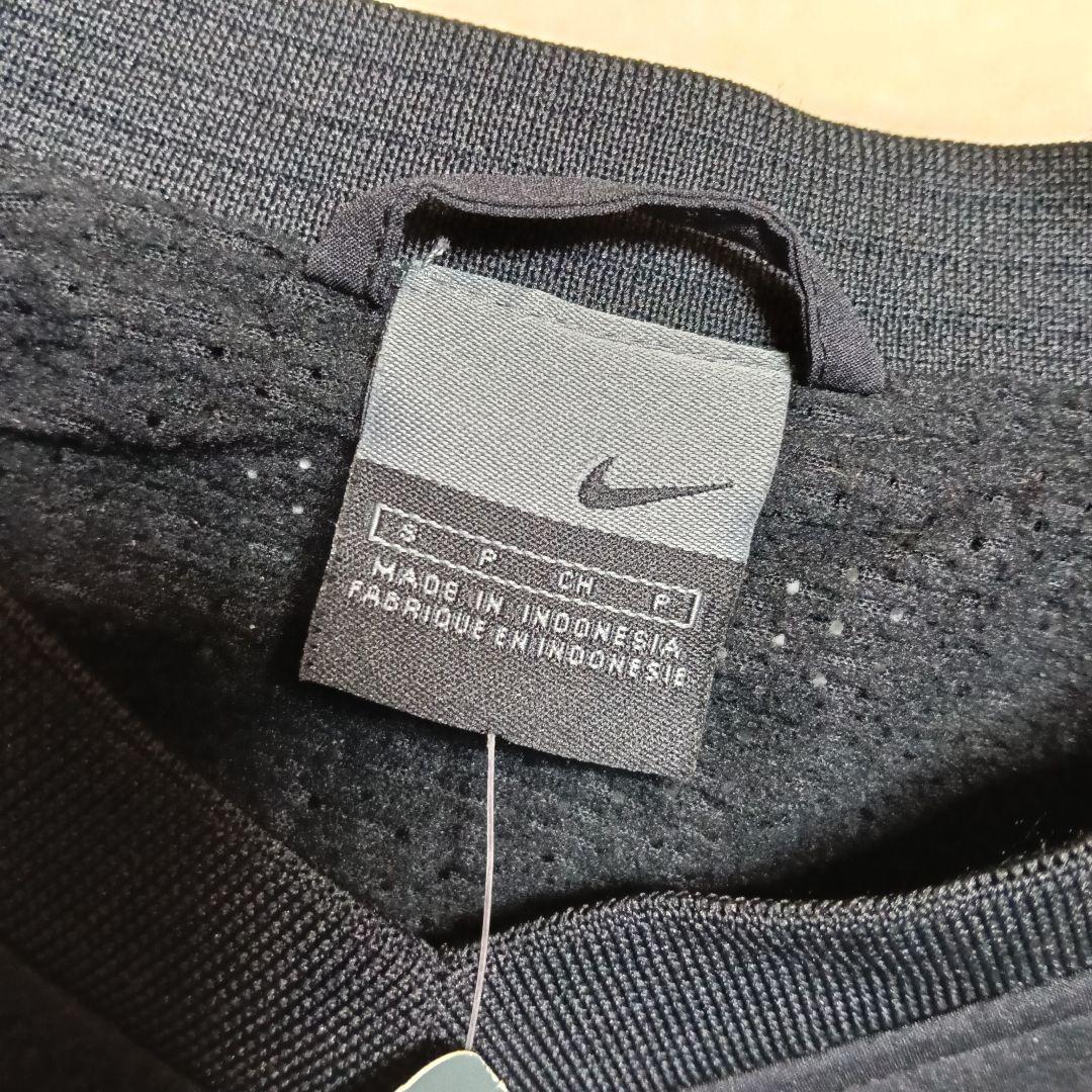 【新品タグ付き】超希少 Y2K ユベントス プルオーバートレーニングトップ 黒