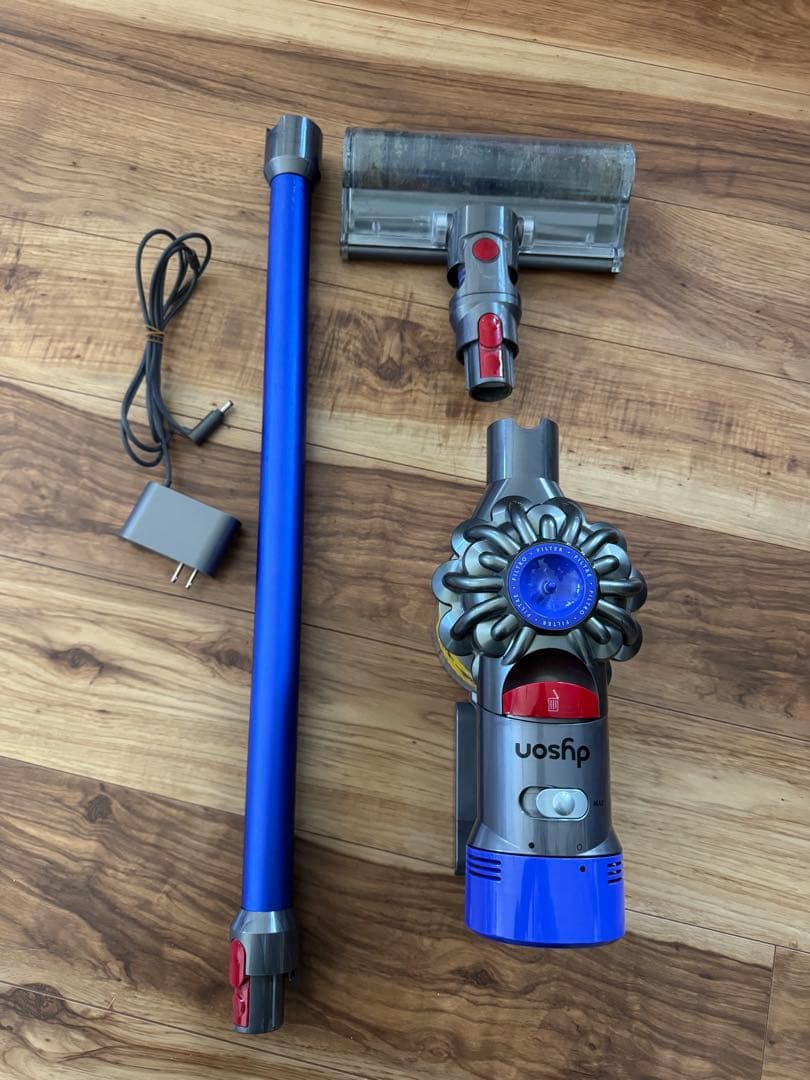 Dyson V6 SV11 掃除機 本体 + 付属品