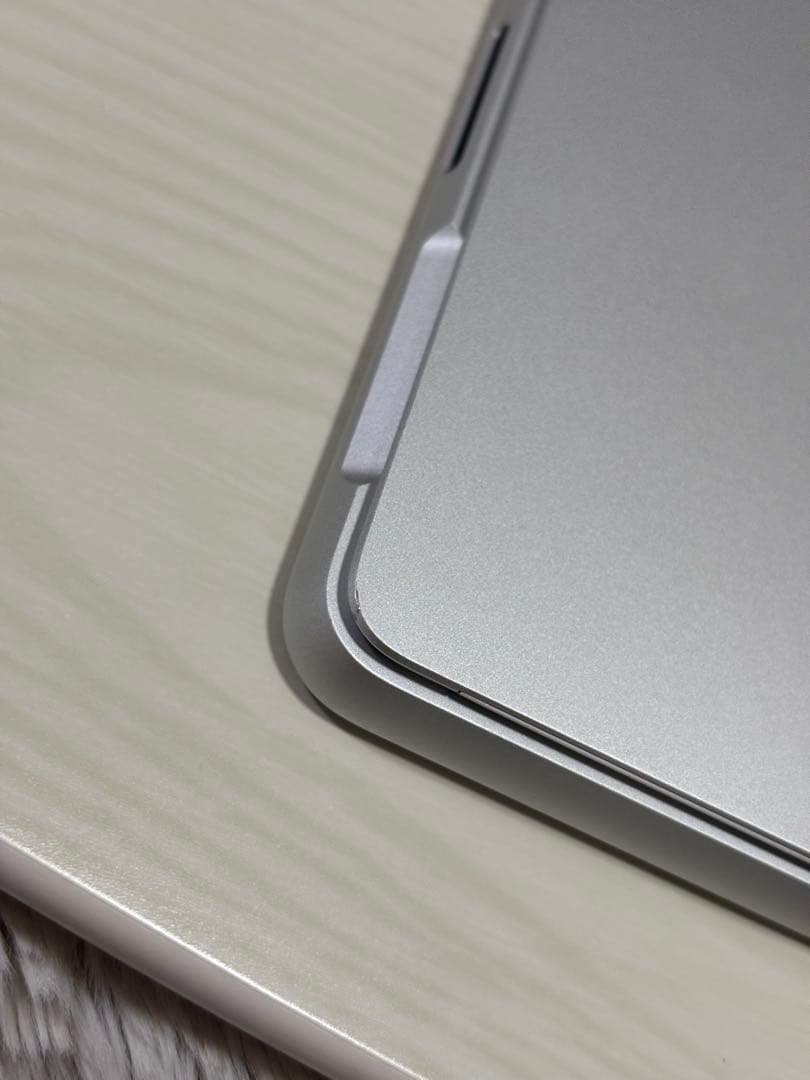 Microsoft Surface Pro8 i5 8g 256g simフリー