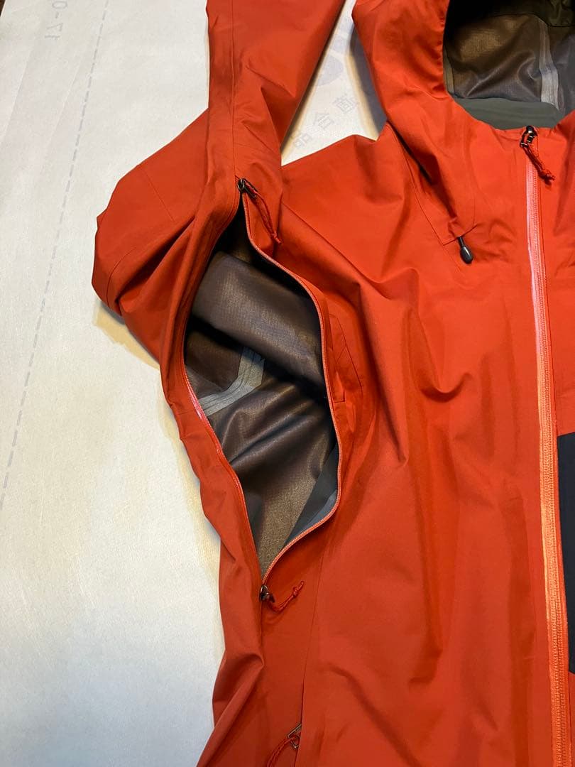 パタゴニア メンズ・スノードリフター・ジャケットSサイズ使用回数極少