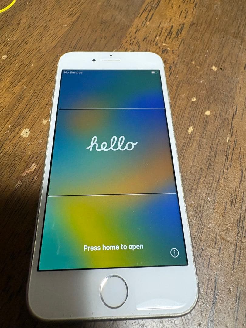 ユ*ン様 Apple iPhone 8 ホワイト 本体 箱付き