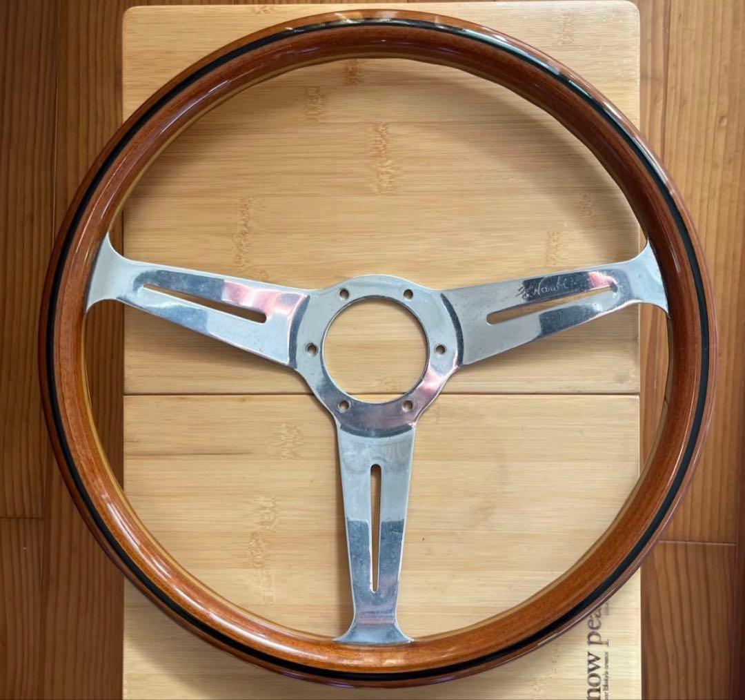 ナルディ　クラシック　ウッドステアリング　54998